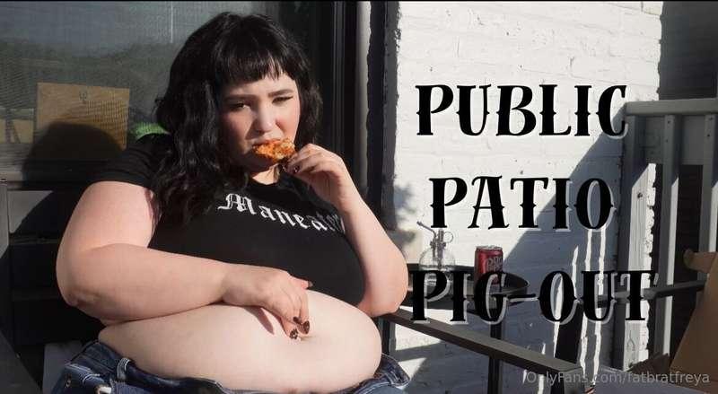 Public Patio Pig-OutPatio season is winding down now that fa..