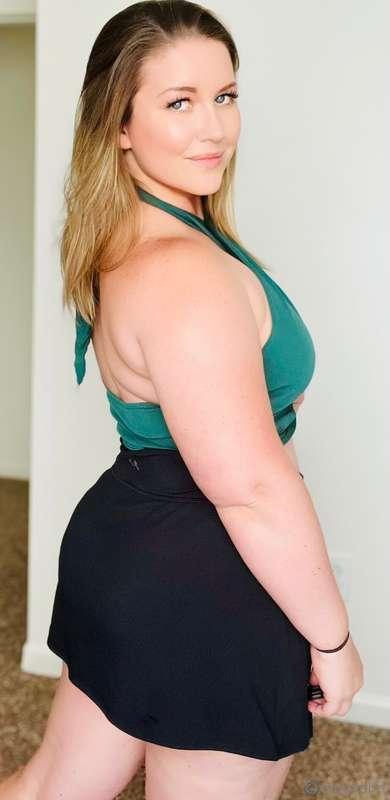 Just imagine what I’ll send back 😈📲 DM me 💋