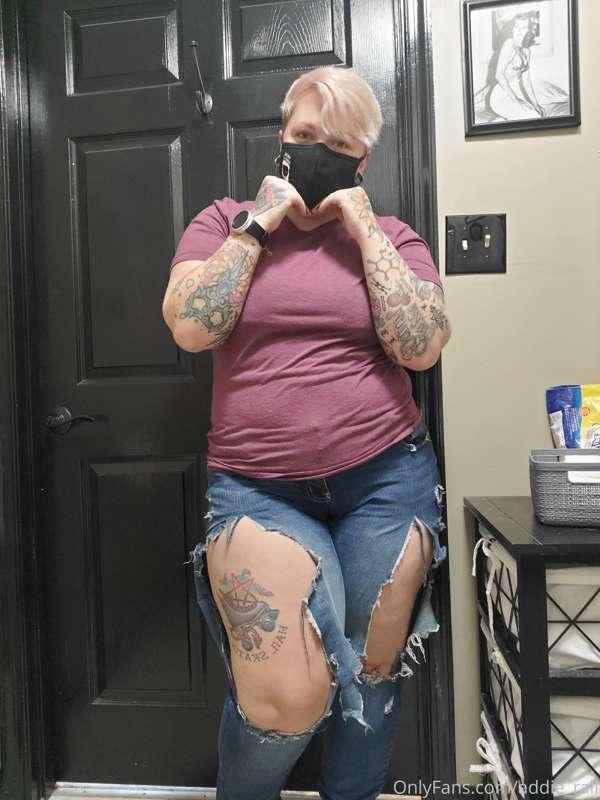 My coworkers called me out about my pants at work. I normall..
