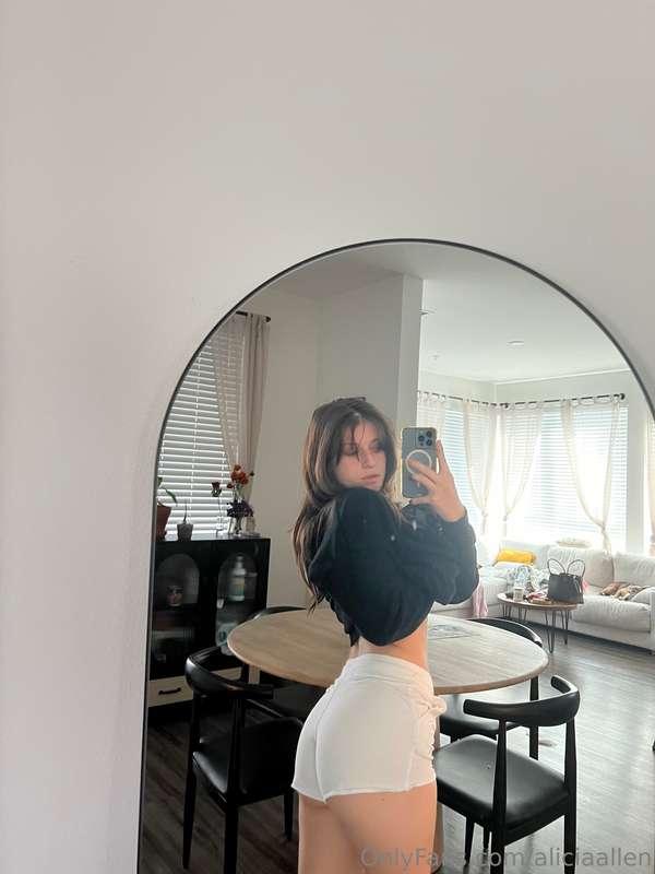 White shorts are goated 🥵