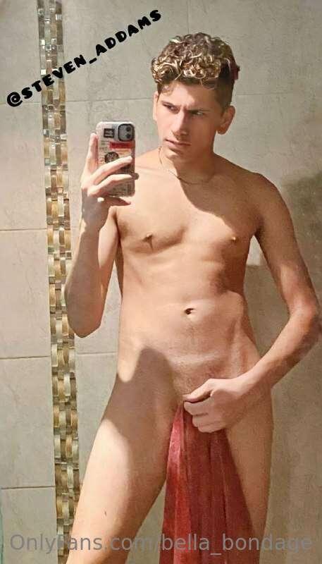 My friend @steven_addams is a whole sexual fantasy 😻 He will..