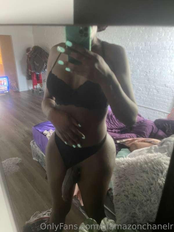 Strike a pose 💘💦