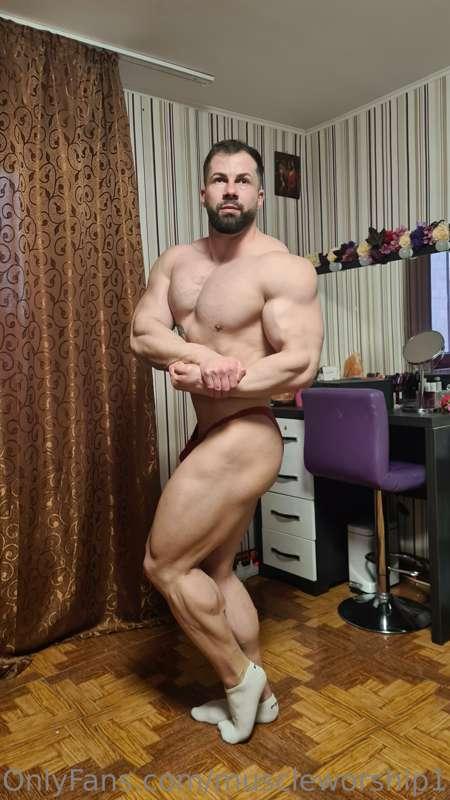 muscleworship1 image #1