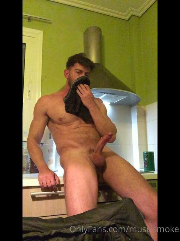 this post comtains vids and pics of a very horny night