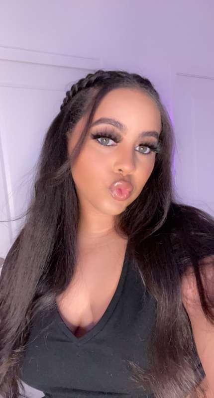 VIP for $3? bet you’ll wish you joined sooner💕 @waifuloren @..