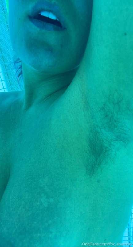 No Shave November … check out my hairy pits!