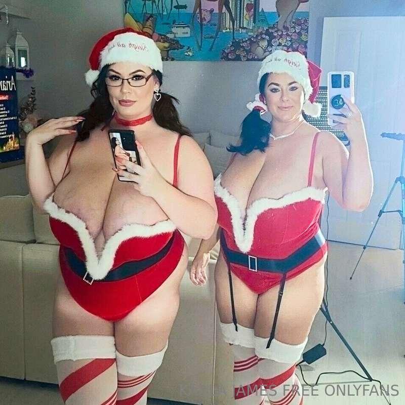🎄🎅 SOME SERIOUSLY SEXY CHRISTMAS FUN happening on my VIP pag..