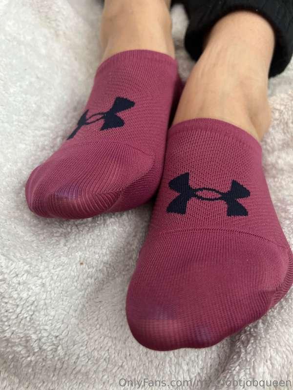 mrs_footjobqueen image #6