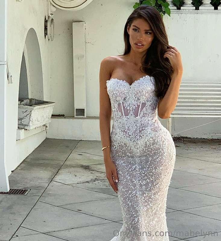 In love with this dress, what do you think?😇