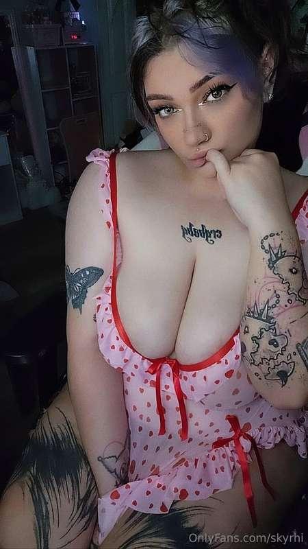 Punish me please 💋