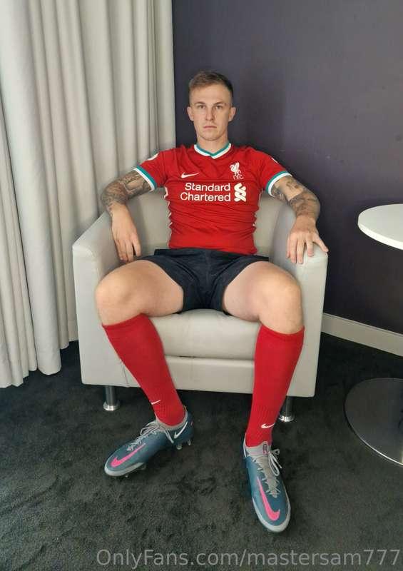Sweaty n dripping from footy. Come taste?