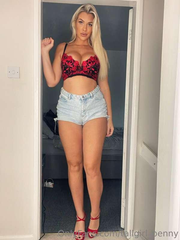 Do you like my legs in heels! Want to see a heel montage… ch..