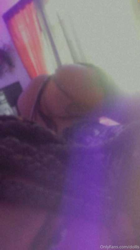 Going live tonight around 10:30 EST 😚 don’t miss it babes