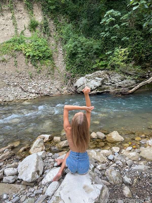 catherine77 image #5