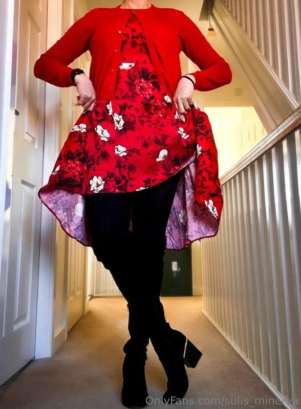 Today’s outfit in full Today’s outfit in partWhat’s undernea..