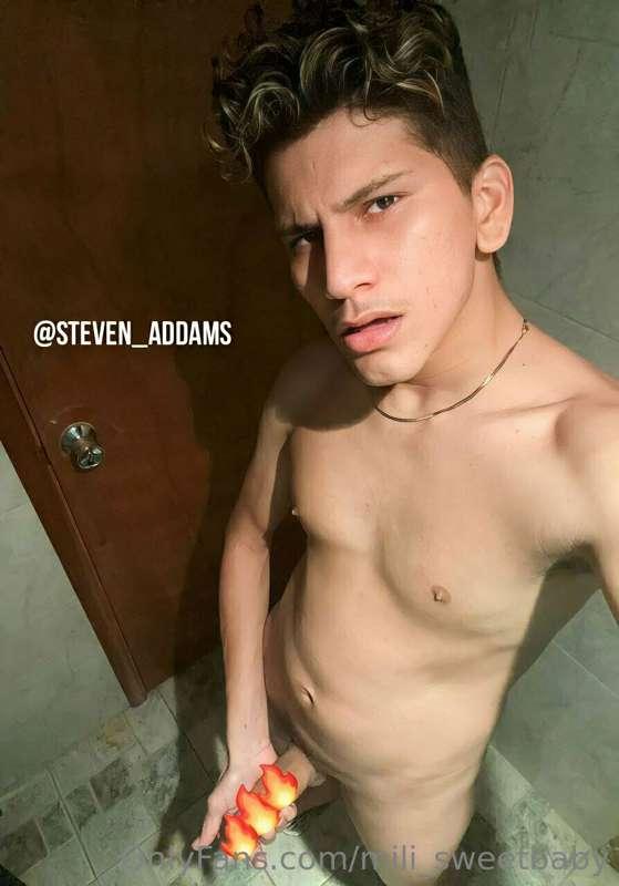 My friend @steven_addams is a whole sexual fantasy 😻 He will..