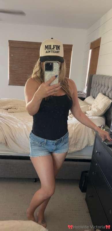 Got a new hat 🧢… do you like it? 