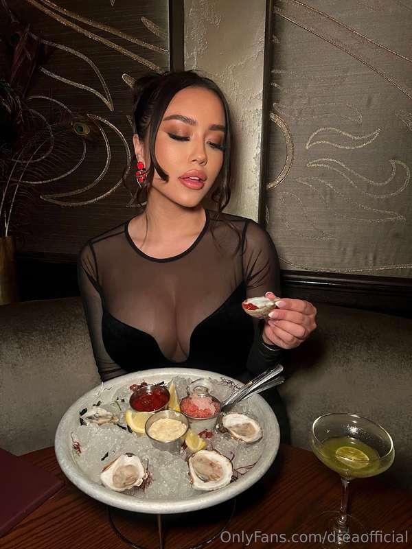 You know what they say about oysters... 🦪