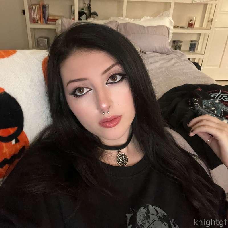 it’s my birthday tomorrow (nov 6)! just updated my wishlists..
