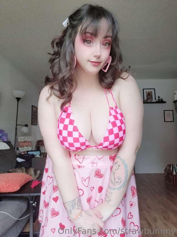 Mommy said I can't wear this in public 🥺