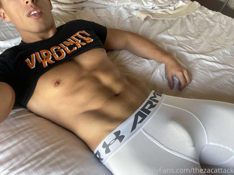 who wants to take my tight pink hole virginity? 🤫