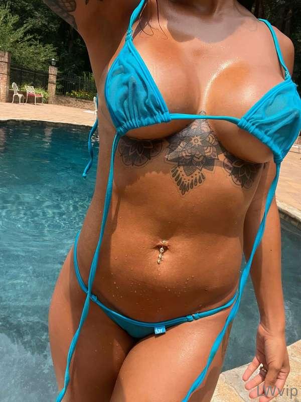 # Who would want to wake up to these 🍒?