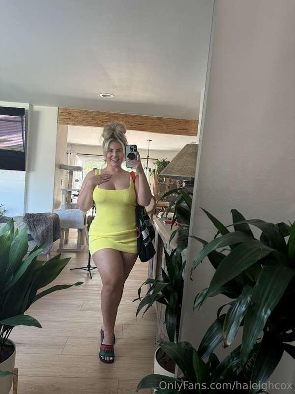 summer calls for little yellow dresses 💛