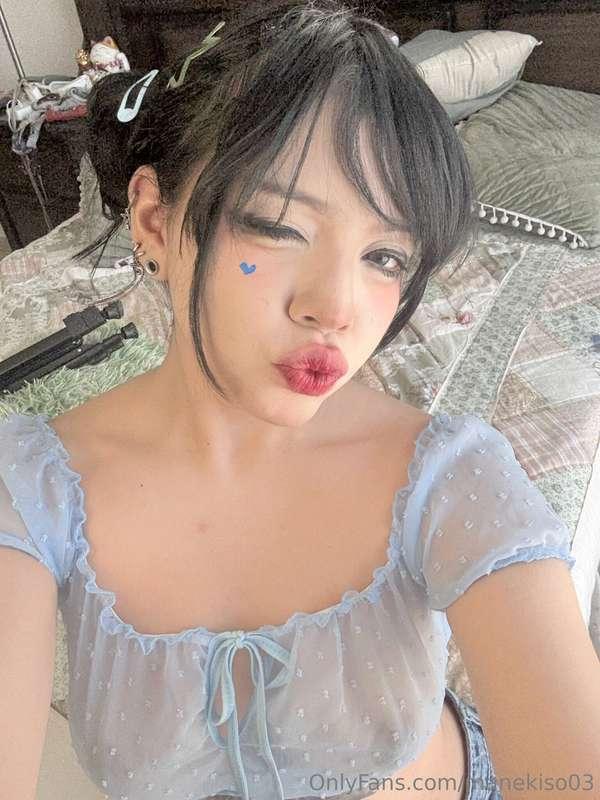 Skirt too short, thoughts too dirty ❤️