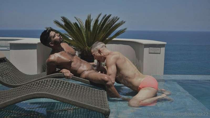 Are you ready for this union between me and @ruslanangelo ?
..