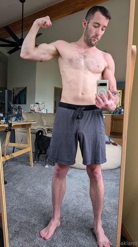 Who wants a sniff? 💪😈