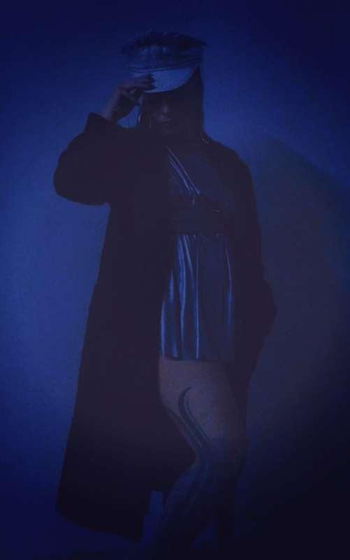 Night maximum splendor supreme Queen 👑⛓️Something is hidden ..