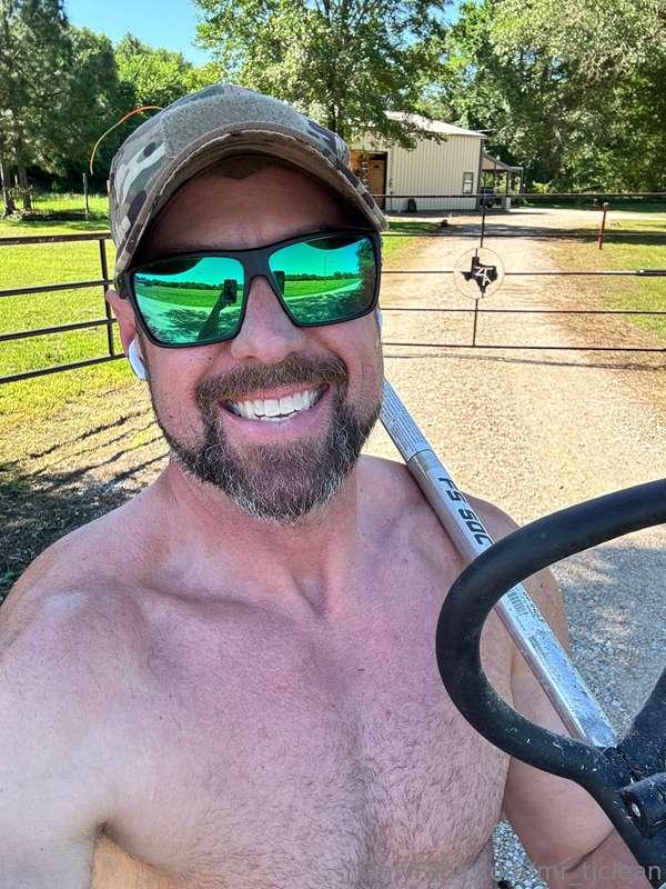 Will you help daddy relax after his yard work? 😉