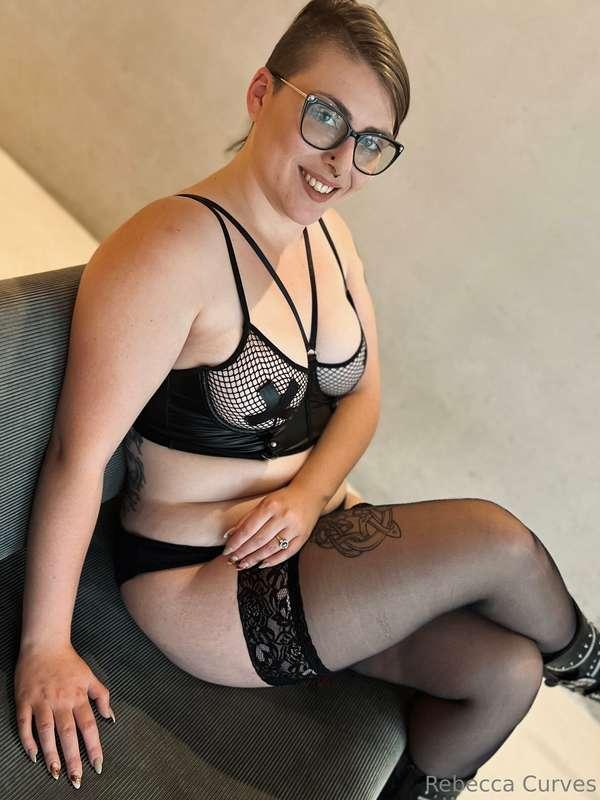 curvesrebecca69 image #1