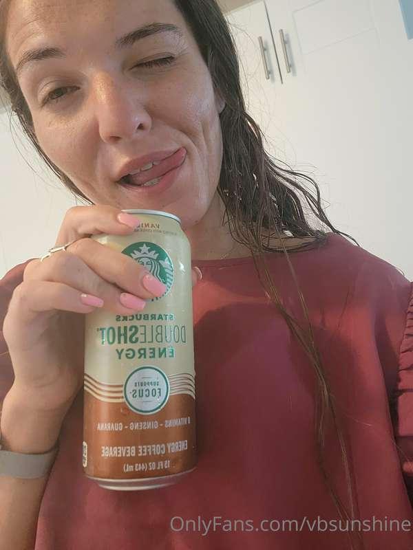 Good morning y'all! Happy Wednesday aka hump day! 😈🍌🍓💦🔥😜