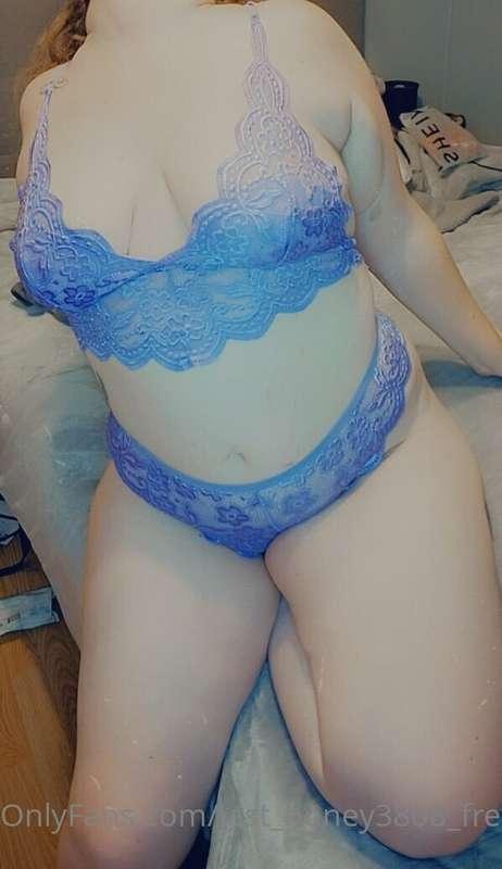 Come tie me up daddy, I wanna be your good girl 😈😘