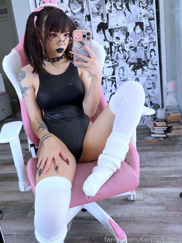 korpsekitten image #3