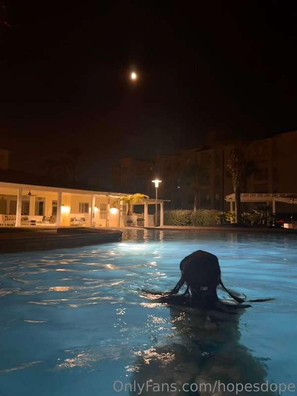 private lives are available to book 💗