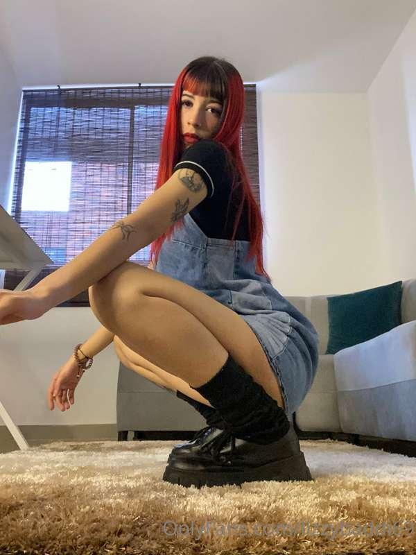 lizzybaddi69 image #0