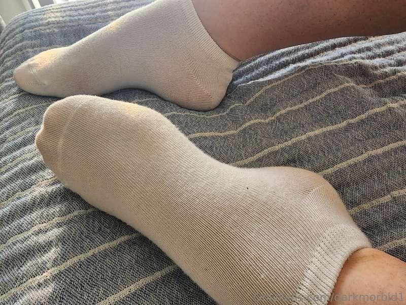 White socks let's goooo! I'm sure they will be dirty in no t..