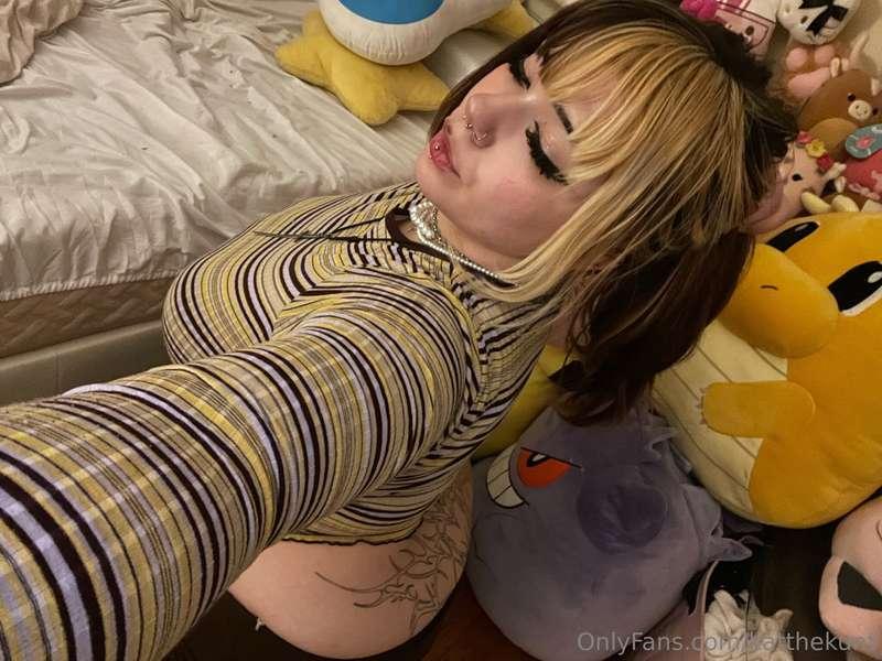 Mandatory selfie👅😘