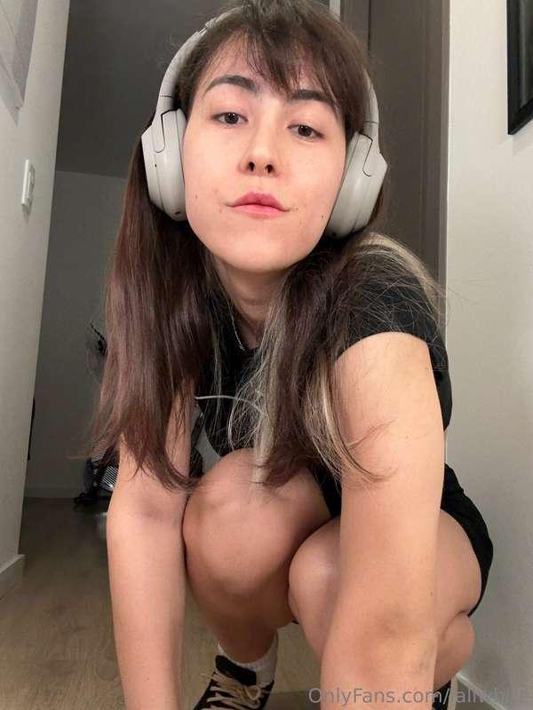 May I squat on you often? 🤓