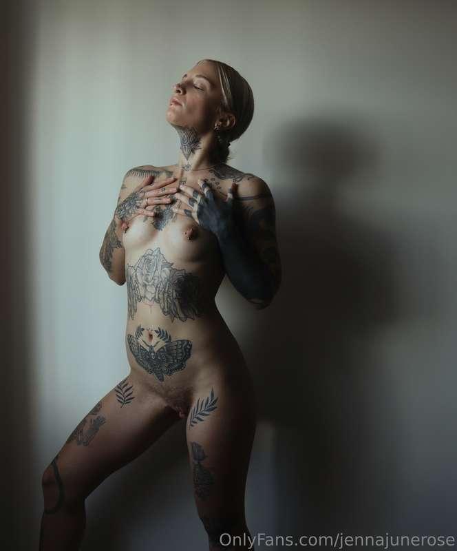 jennajunerose image #1