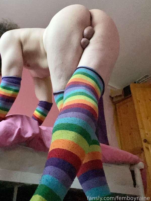 femboyraine image #4