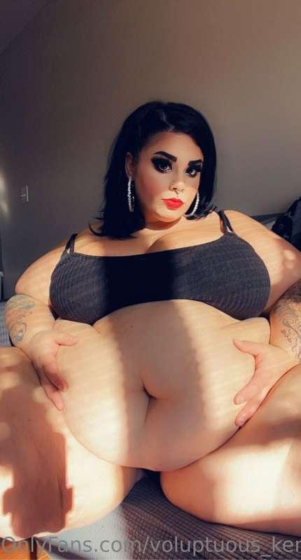 voluptuous_kennedy image #2