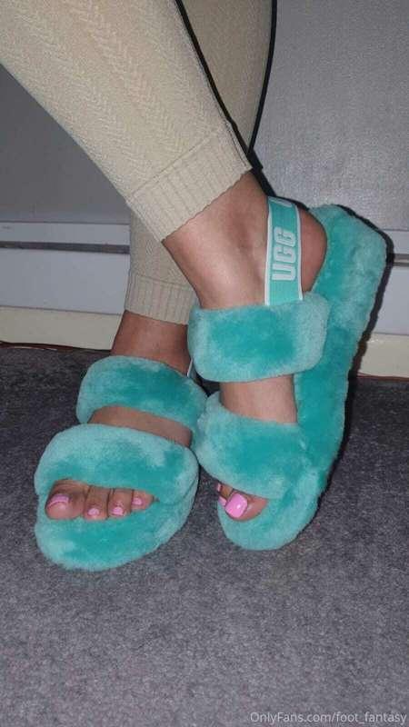 New slippers 💙