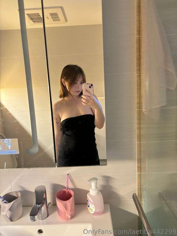 laetitia442299 image #1