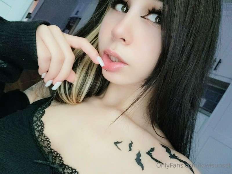 hey, i hope you're having a good day 💕 💞