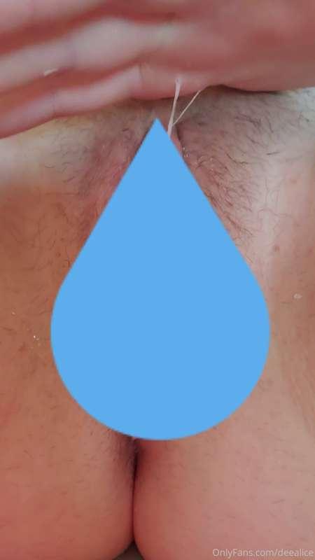 Today is Wet Wednesday! 💙💦 I got home from work early and ju..
