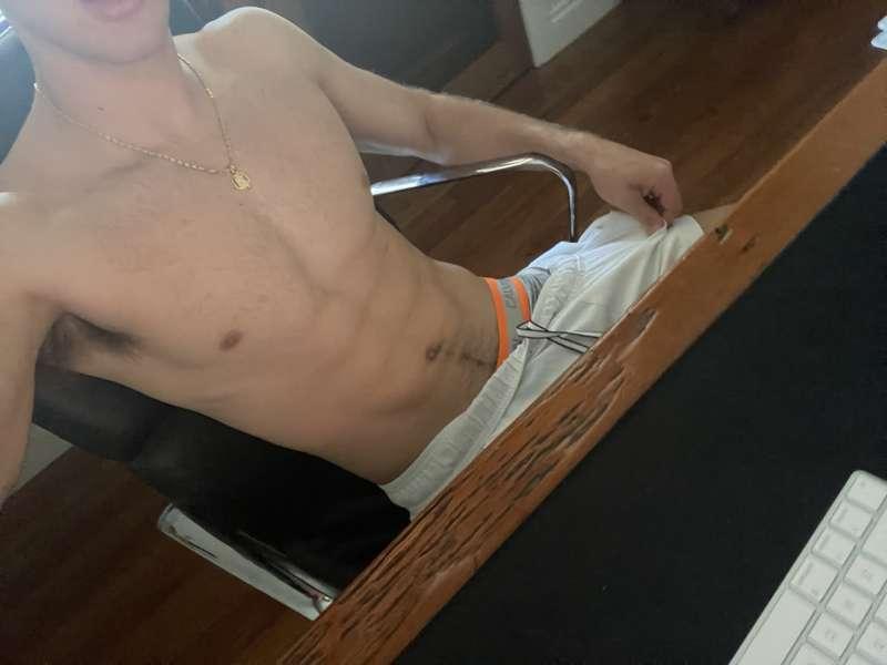 uronlyhotguy image #1