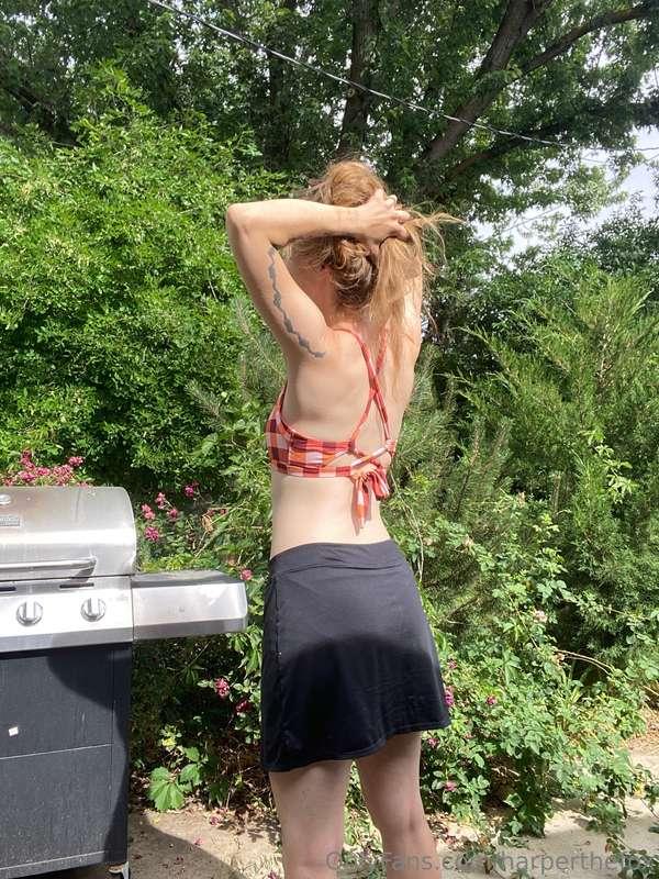 who wants to help put sunscreen on my back?